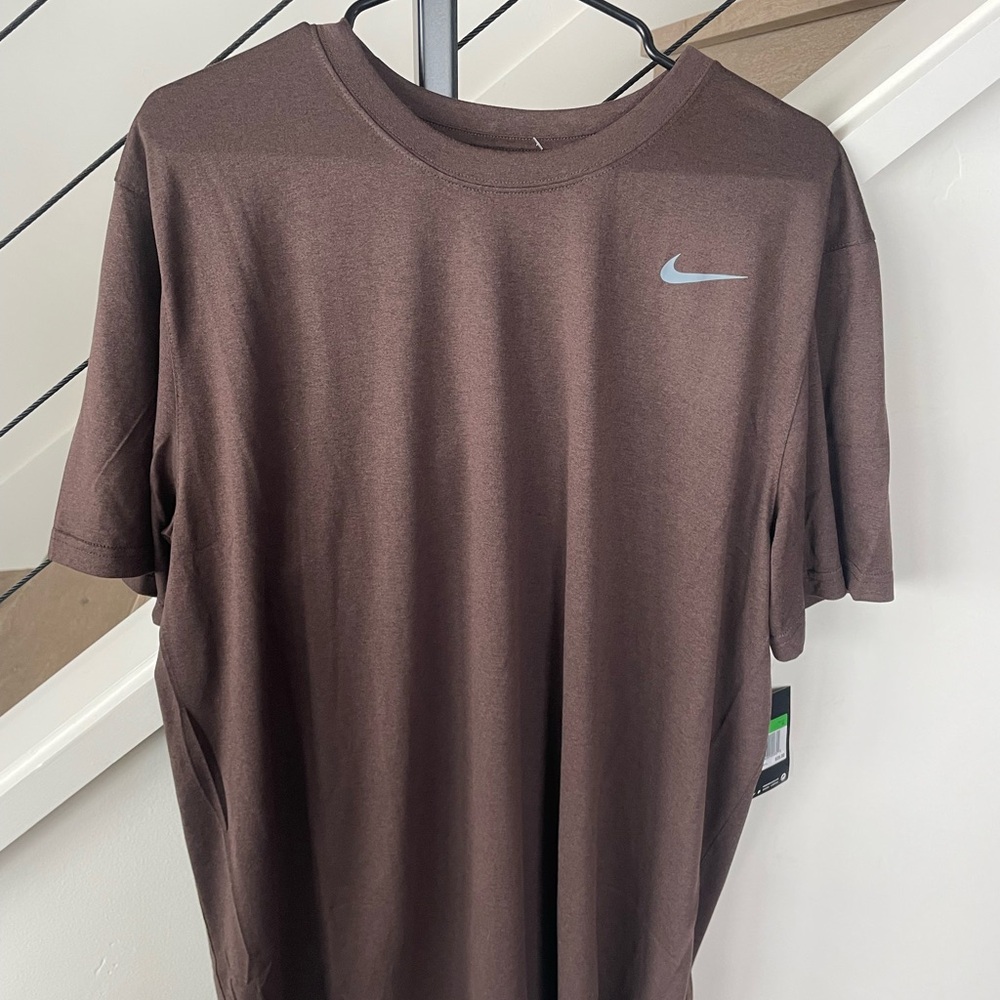 Nike Men's Chocolate Brown Tee with Gray Logo